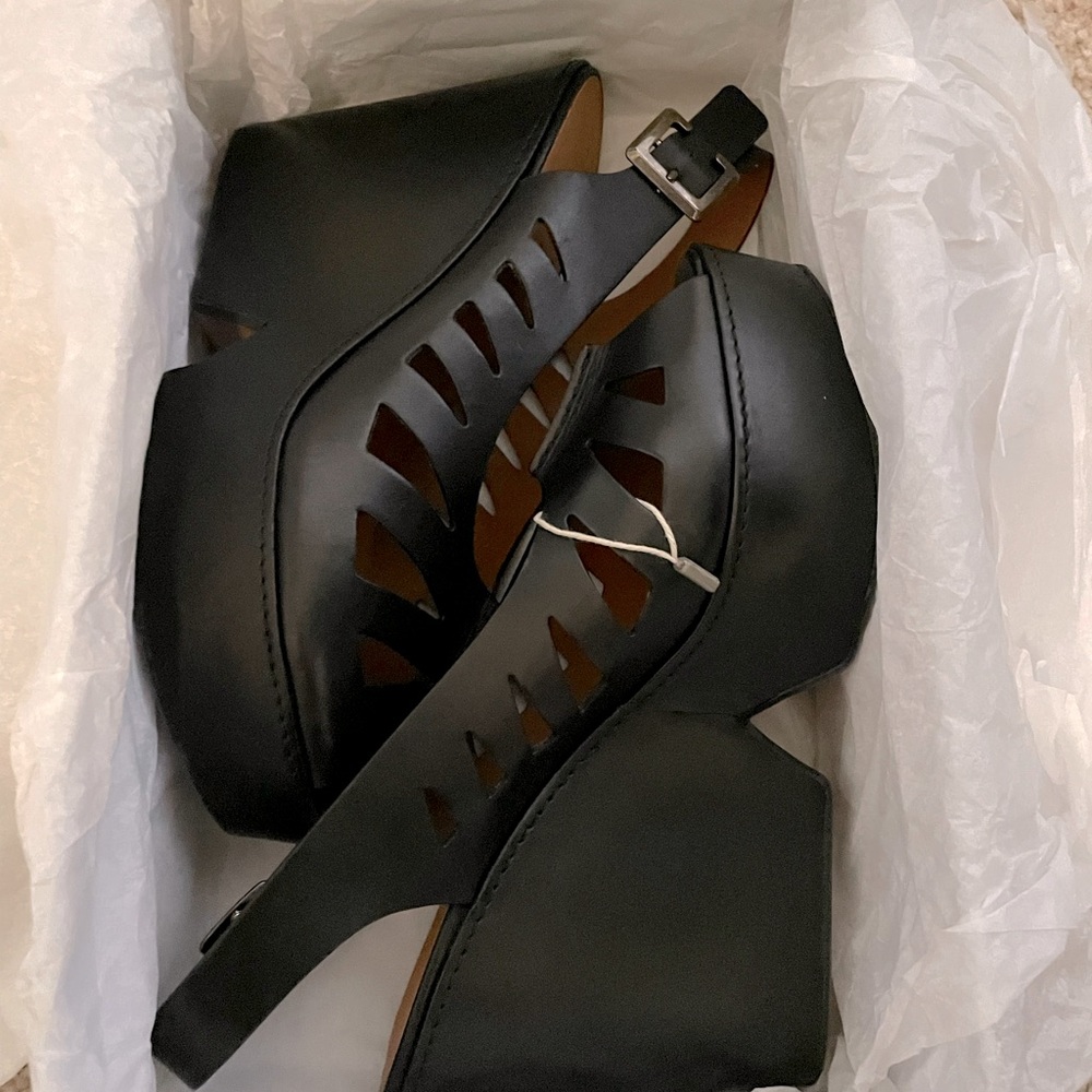 Robert Clergerie “Diane” Size 9 US Black
